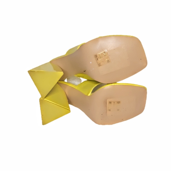 Call It Spring Soraya Mule Thong Sandal Y2K Block Heel Sandal Yellow Vegan - Picture 9 of 9